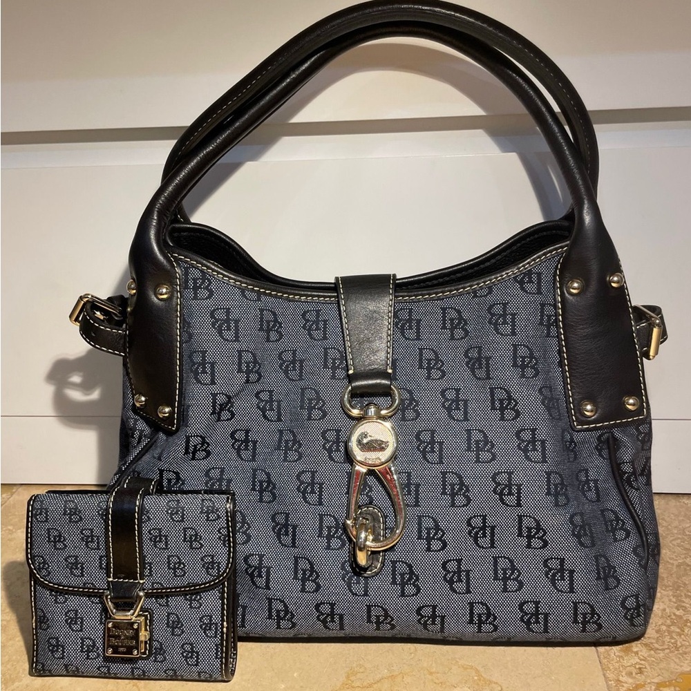 Dooney & Bourke
Leather with fabric 
Handbag + wallet